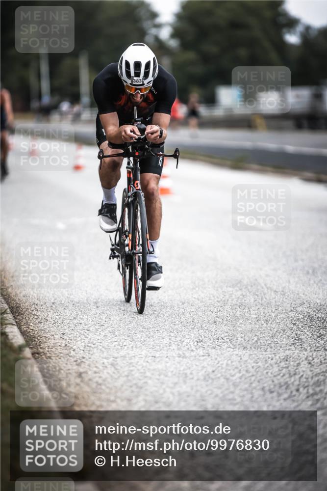 16.08.2026 - KN Förde Triathlon 2026 H.Heesch http://msf.ph/oto/9976830 16.08.2026 11:19:55 Radfahren 318, 349, 382, 383, 389, 435 meine-sportfotos.de