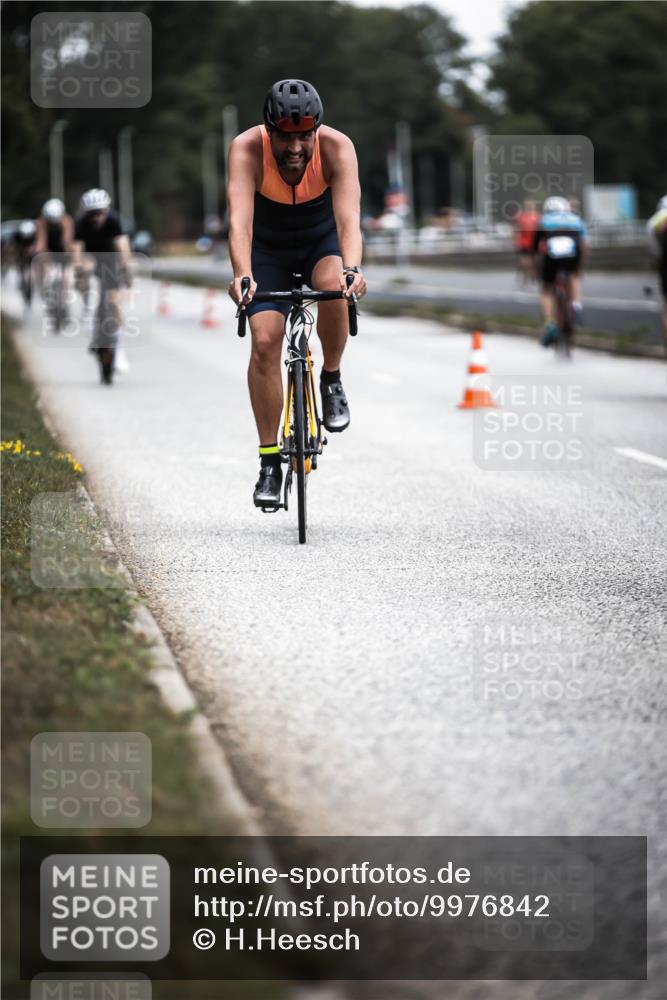 16.08.2026 - KN Förde Triathlon 2026 H.Heesch http://msf.ph/oto/9976842 16.08.2026 11:19:57 Radfahren 321, 349, 369, 383, 389, 417, 435, 439 meine-sportfotos.de