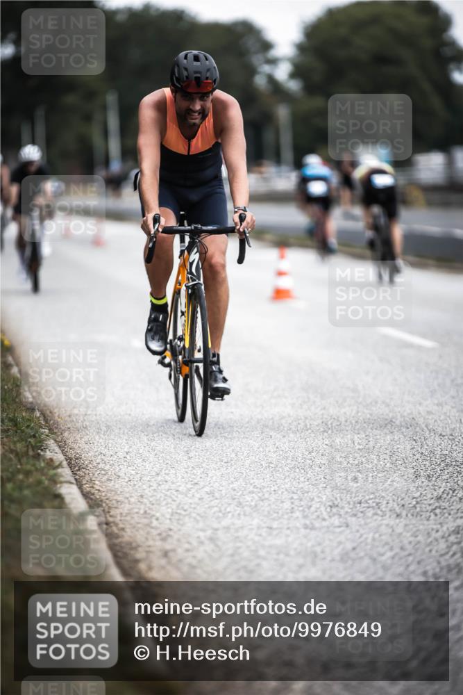 16.08.2026 - KN Förde Triathlon 2026 H.Heesch http://msf.ph/oto/9976849 16.08.2026 11:19:58 Radfahren 321, 349, 369, 383, 389, 417, 439 meine-sportfotos.de