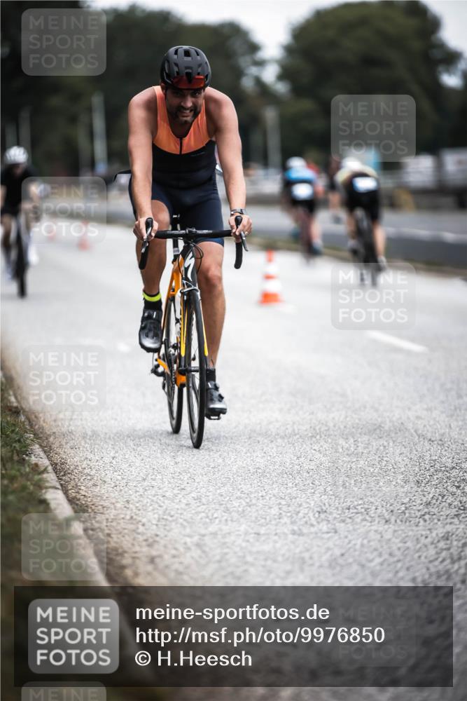 16.08.2026 - KN Förde Triathlon 2026 H.Heesch http://msf.ph/oto/9976850 16.08.2026 11:19:58 Radfahren 321, 349, 369, 383, 389, 417, 439 meine-sportfotos.de