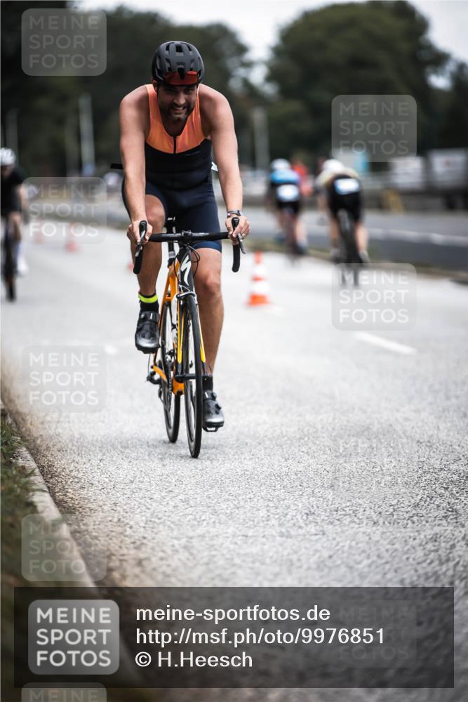 16.08.2026 - KN Förde Triathlon 2026 H.Heesch http://msf.ph/oto/9976851 16.08.2026 11:19:58 Radfahren 321, 349, 369, 383, 389, 417, 439 meine-sportfotos.de