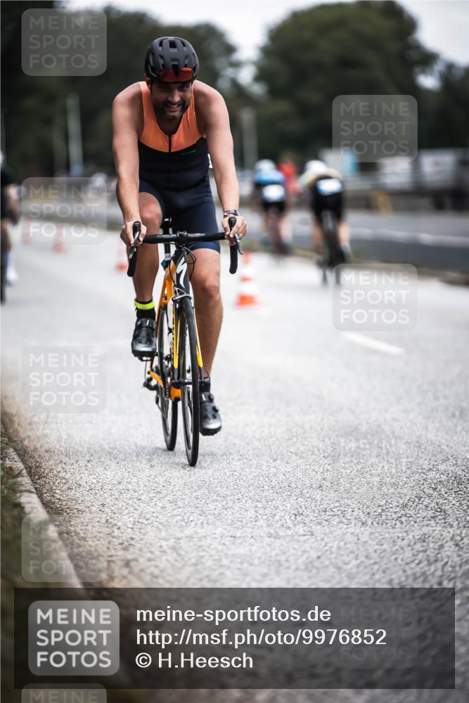 16.08.2026 - KN Förde Triathlon 2026 H.Heesch http://msf.ph/oto/9976852 16.08.2026 11:19:58 Radfahren 321, 349, 369, 383, 389, 417, 439 meine-sportfotos.de