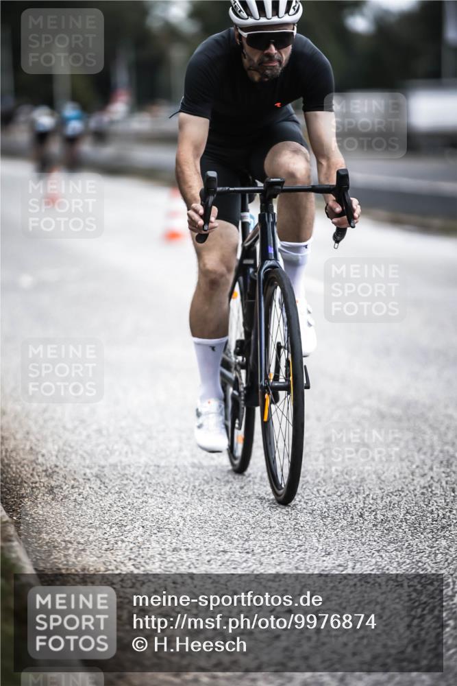 16.08.2026 - KN Förde Triathlon 2026 H.Heesch http://msf.ph/oto/9976874 16.08.2026 11:20:01 Radfahren 314, 321, 329, 349, 368, 369, 389, 390, 417, 439 meine-sportfotos.de