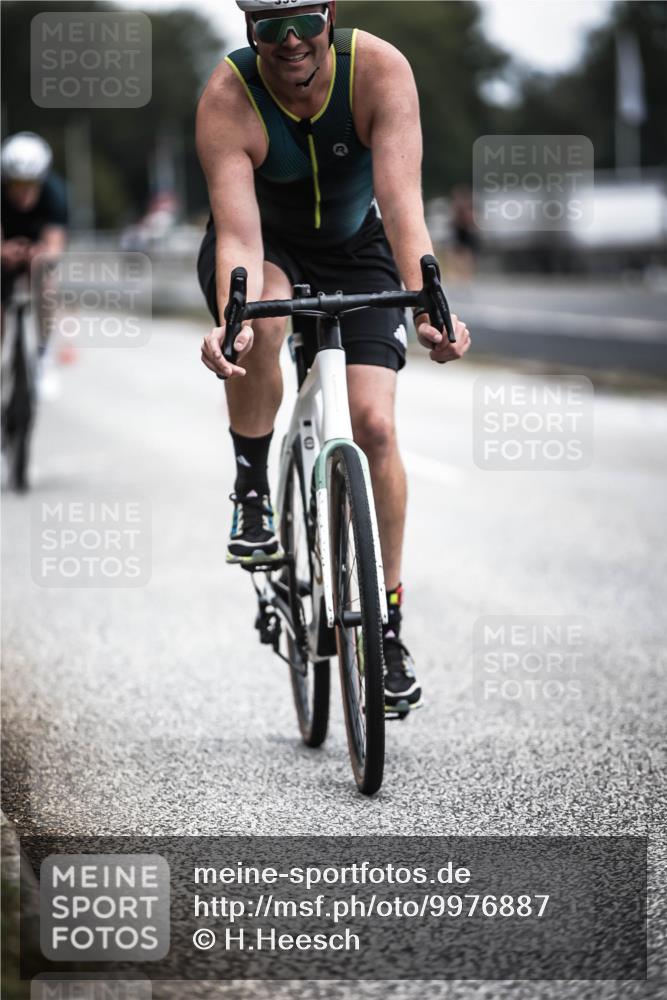 16.08.2026 - KN Förde Triathlon 2026 H.Heesch http://msf.ph/oto/9976887 16.08.2026 11:20:04 Radfahren 314, 315, 321, 329, 368, 369, 390, 417, 439 meine-sportfotos.de