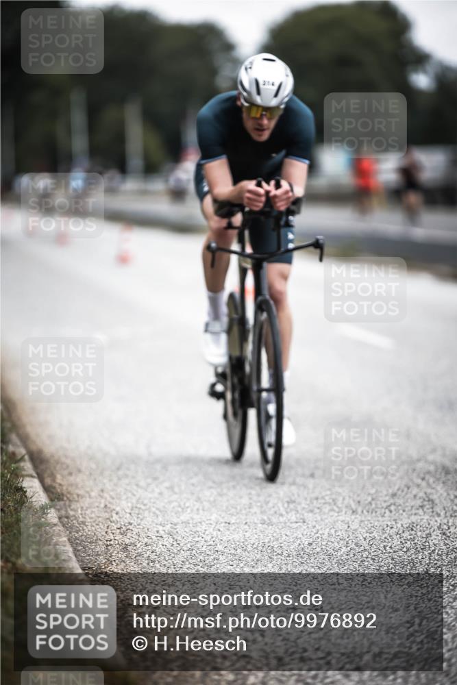 16.08.2026 - KN Förde Triathlon 2026 H.Heesch http://msf.ph/oto/9976892 16.08.2026 11:20:05 Radfahren 314, 315, 325, 329, 368, 390, 439 meine-sportfotos.de