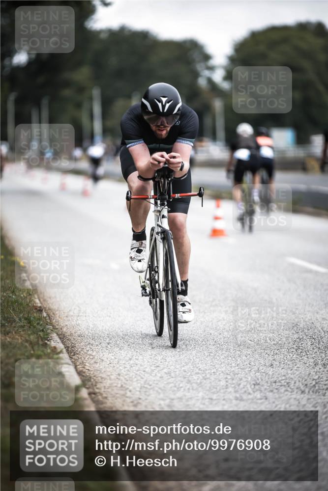 16.08.2026 - KN Förde Triathlon 2026 H.Heesch http://msf.ph/oto/9976908 16.08.2026 11:20:12 Radfahren 311, 325 meine-sportfotos.de