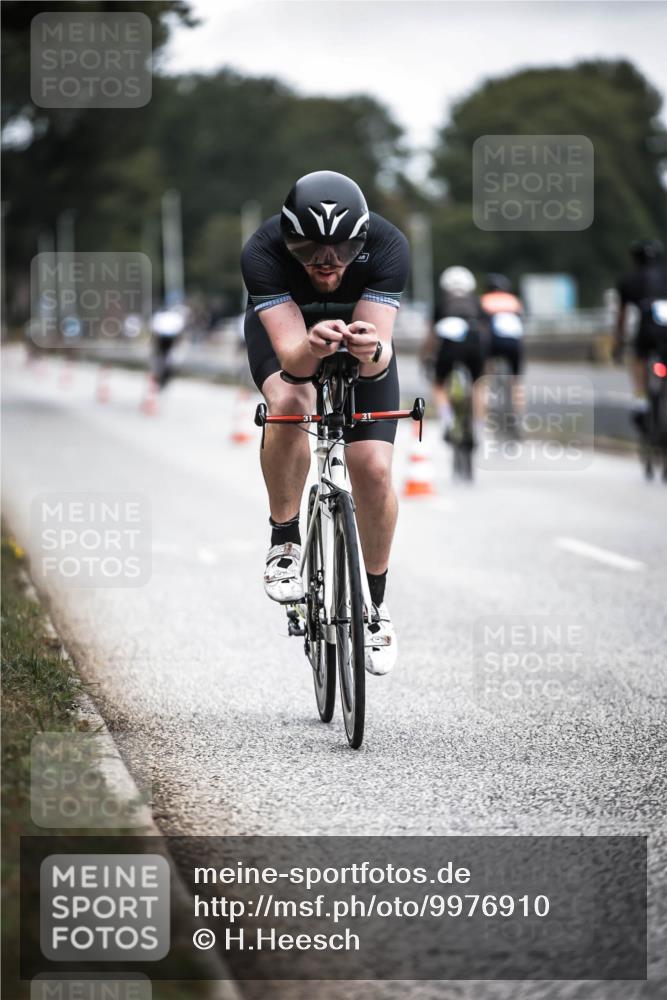 16.08.2026 - KN Förde Triathlon 2026 H.Heesch http://msf.ph/oto/9976910 16.08.2026 11:20:12 Radfahren 311, 325 meine-sportfotos.de