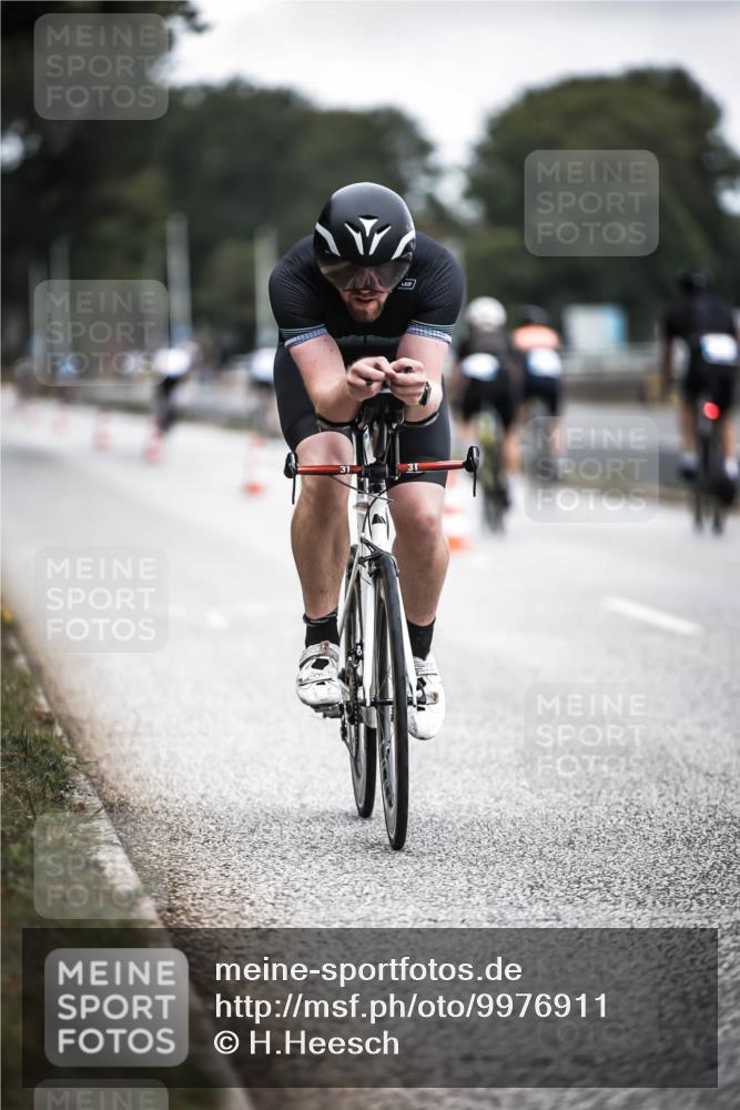 16.08.2026 - KN Förde Triathlon 2026 H.Heesch http://msf.ph/oto/9976911 16.08.2026 11:20:12 Radfahren 311, 325 meine-sportfotos.de