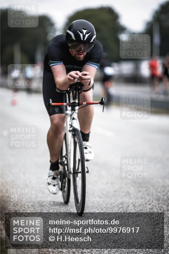 16.08.2026 - KN Förde Triathlon 2026 H.Heesch http://msf.ph/oto/9976917 16.08.2026 11:20:12 Radfahren 311, 325 meine-sportfotos.de