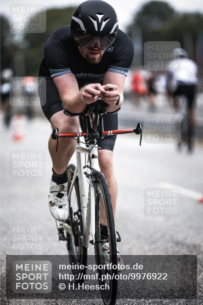 16.08.2026 - KN Förde Triathlon 2026 H.Heesch http://msf.ph/oto/9976922 16.08.2026 11:20:12 Radfahren 311, 325 meine-sportfotos.de