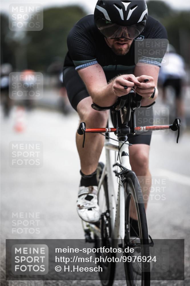16.08.2026 - KN Förde Triathlon 2026 H.Heesch http://msf.ph/oto/9976924 16.08.2026 11:20:12 Radfahren 311, 325 meine-sportfotos.de