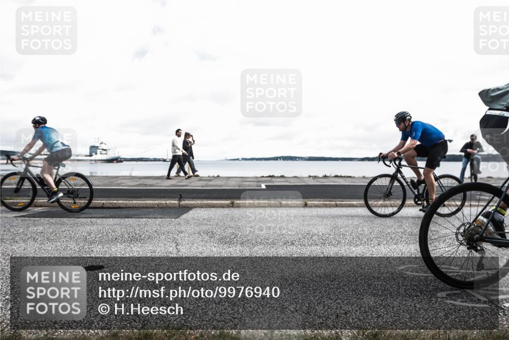 16.08.2026 - KN Förde Triathlon 2026 H.Heesch http://msf.ph/oto/9976940 16.08.2026 11:30:43 Radfahren 386, 411, 425, 430 meine-sportfotos.de