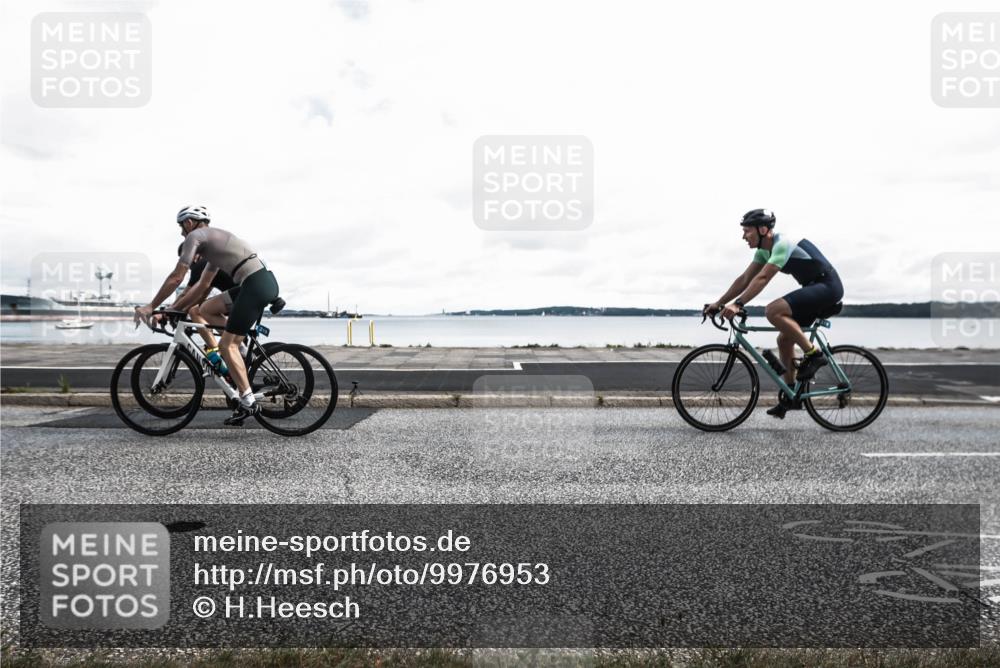16.08.2026 - KN Förde Triathlon 2026 H.Heesch http://msf.ph/oto/9976953 16.08.2026 11:31:10 Radfahren 379, 388, 427 meine-sportfotos.de