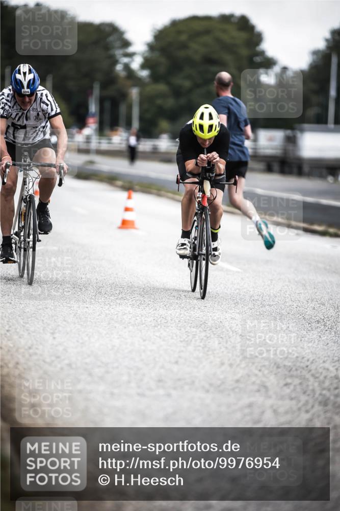 16.08.2026 - KN Förde Triathlon 2026 H.Heesch http://msf.ph/oto/9976954 16.08.2026 11:20:22 Radfahren 221, 301, 306 meine-sportfotos.de