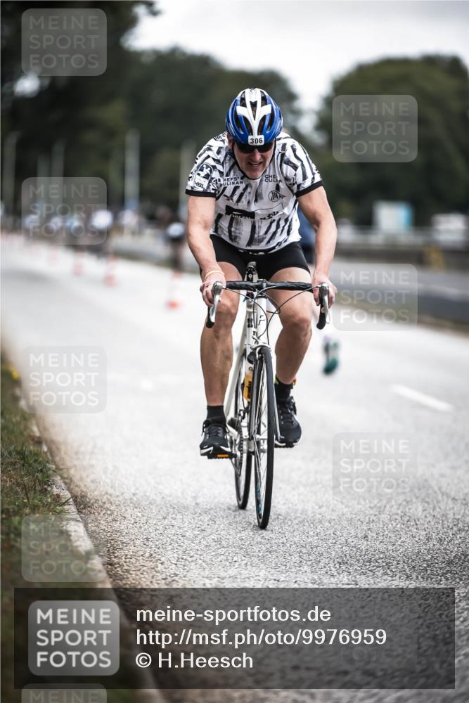 16.08.2026 - KN Förde Triathlon 2026 H.Heesch http://msf.ph/oto/9976959 16.08.2026 11:20:22 Radfahren 221, 301, 306 meine-sportfotos.de