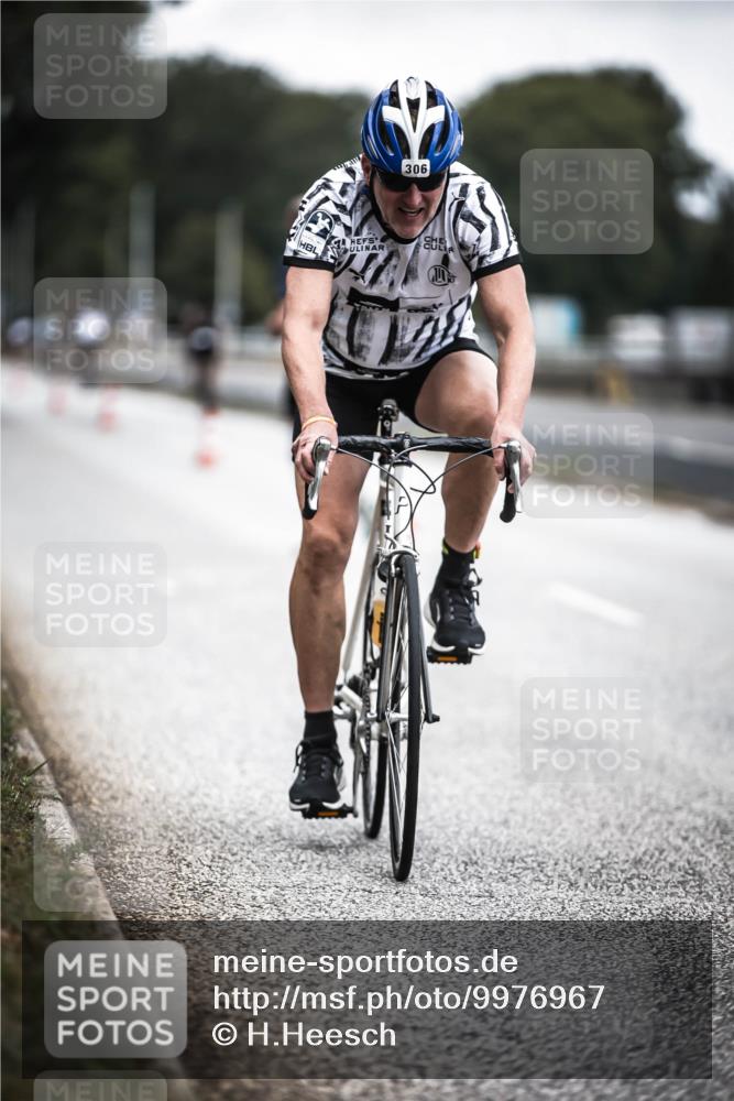 16.08.2026 - KN Förde Triathlon 2026 H.Heesch http://msf.ph/oto/9976967 16.08.2026 11:20:23 Radfahren 221, 306 meine-sportfotos.de