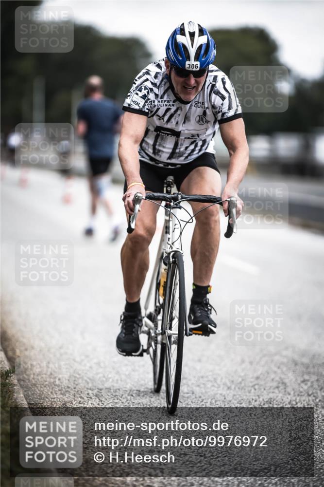 16.08.2026 - KN Förde Triathlon 2026 H.Heesch http://msf.ph/oto/9976972 16.08.2026 11:20:23 Radfahren 221, 306 meine-sportfotos.de