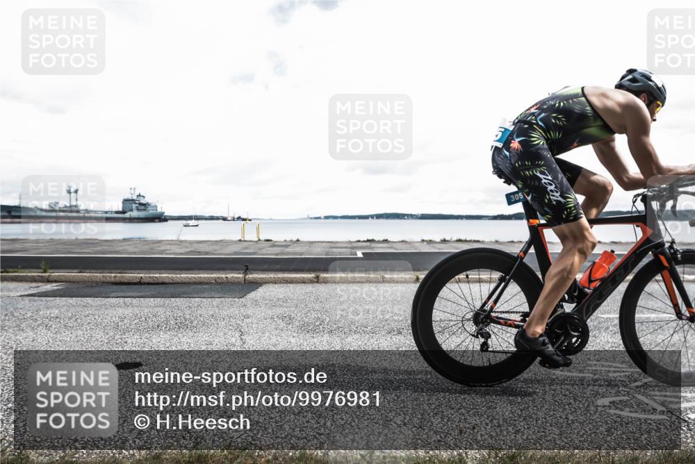 16.08.2026 - KN Förde Triathlon 2026 H.Heesch http://msf.ph/oto/9976981 16.08.2026 11:31:40 Radfahren 338, 395, 801 meine-sportfotos.de