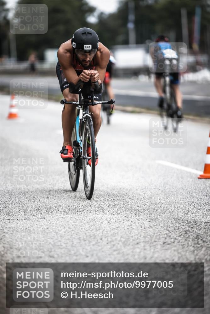 16.08.2026 - KN Förde Triathlon 2026 H.Heesch http://msf.ph/oto/9977005 16.08.2026 11:20:47 Radfahren 403, 441 meine-sportfotos.de