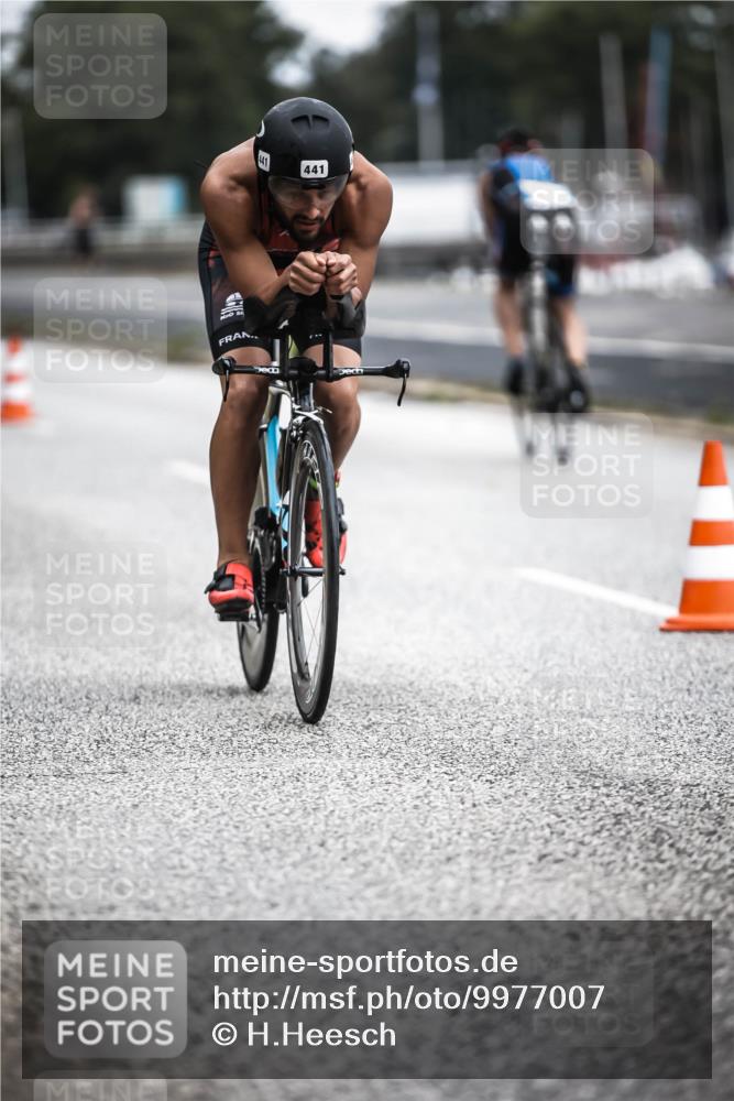 16.08.2026 - KN Förde Triathlon 2026 H.Heesch http://msf.ph/oto/9977007 16.08.2026 11:20:47 Radfahren 403, 441 meine-sportfotos.de
