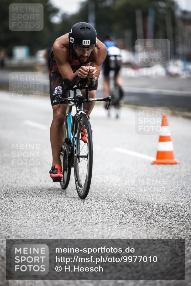 16.08.2026 - KN Förde Triathlon 2026 H.Heesch http://msf.ph/oto/9977010 16.08.2026 11:20:47 Radfahren 403, 441 meine-sportfotos.de