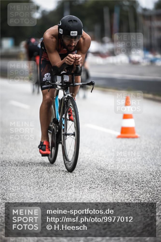 16.08.2026 - KN Förde Triathlon 2026 H.Heesch http://msf.ph/oto/9977012 16.08.2026 11:20:47 Radfahren 403, 441 meine-sportfotos.de