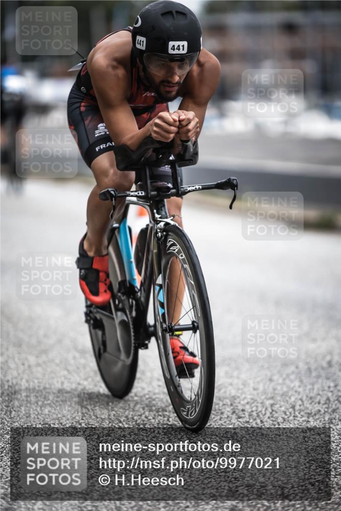 16.08.2026 - KN Förde Triathlon 2026 H.Heesch http://msf.ph/oto/9977021 16.08.2026 11:20:48 Radfahren 395, 403, 441 meine-sportfotos.de