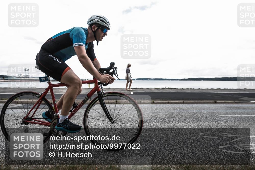 16.08.2026 - KN Förde Triathlon 2026 H.Heesch http://msf.ph/oto/9977022 16.08.2026 11:32:39 Radfahren 341, 372, 397 meine-sportfotos.de