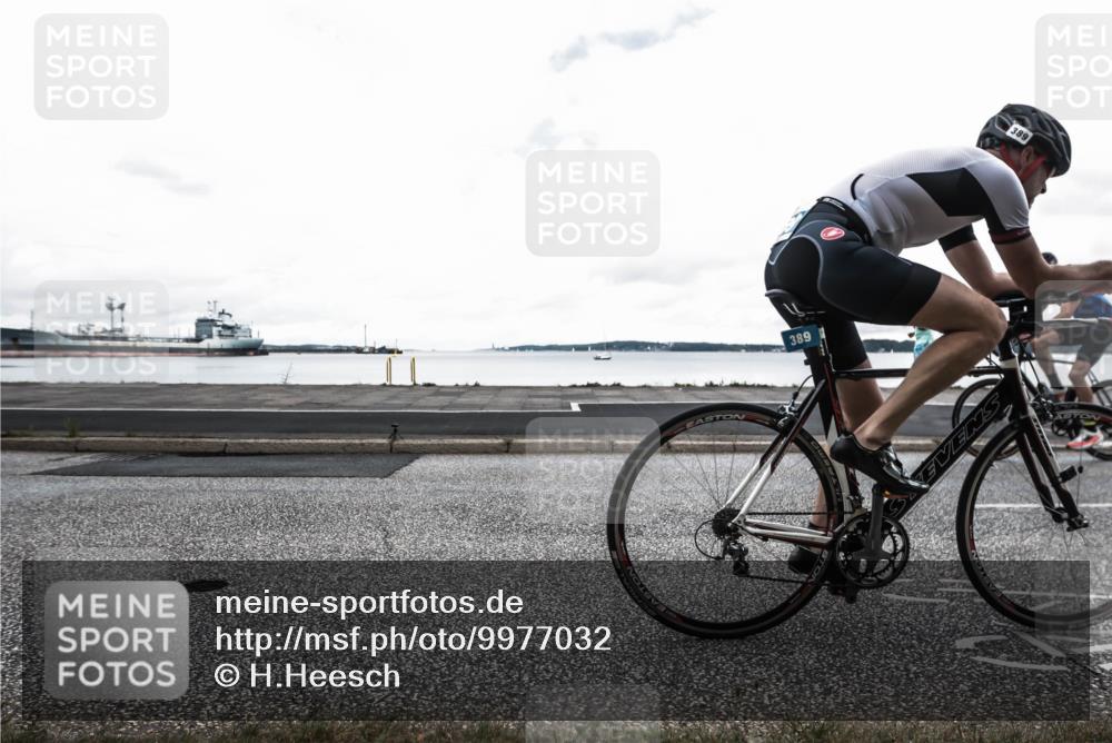 16.08.2026 - KN Förde Triathlon 2026 H.Heesch http://msf.ph/oto/9977032 16.08.2026 11:32:48 Radfahren 315, 348, 389, 392 meine-sportfotos.de