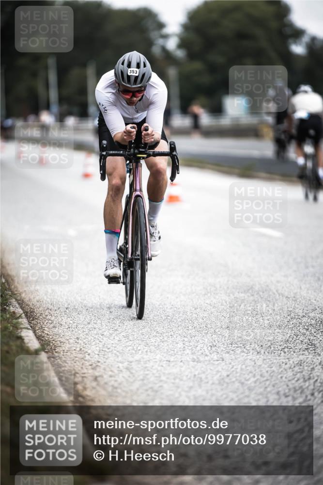 16.08.2026 - KN Förde Triathlon 2026 H.Heesch http://msf.ph/oto/9977038 16.08.2026 11:21:00 Radfahren 316, 353, 364, 379, 386, 410, 411, 430 meine-sportfotos.de