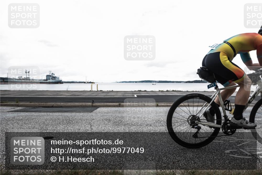 16.08.2026 - KN Förde Triathlon 2026 H.Heesch http://msf.ph/oto/9977049 16.08.2026 11:33:10 Radfahren 386, 411 meine-sportfotos.de
