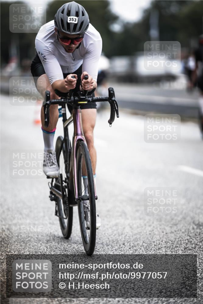 16.08.2026 - KN Förde Triathlon 2026 H.Heesch http://msf.ph/oto/9977057 16.08.2026 11:21:01 Radfahren 316, 353, 364, 379, 386, 410, 411, 430 meine-sportfotos.de