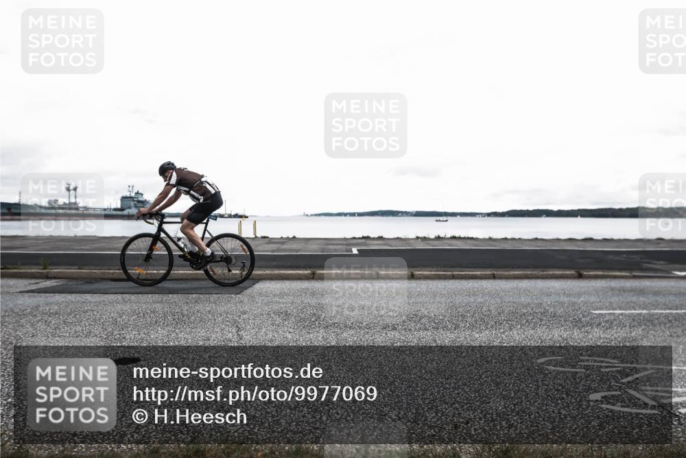 16.08.2026 - KN Förde Triathlon 2026 H.Heesch http://msf.ph/oto/9977069 16.08.2026 11:33:42 Radfahren 409 meine-sportfotos.de