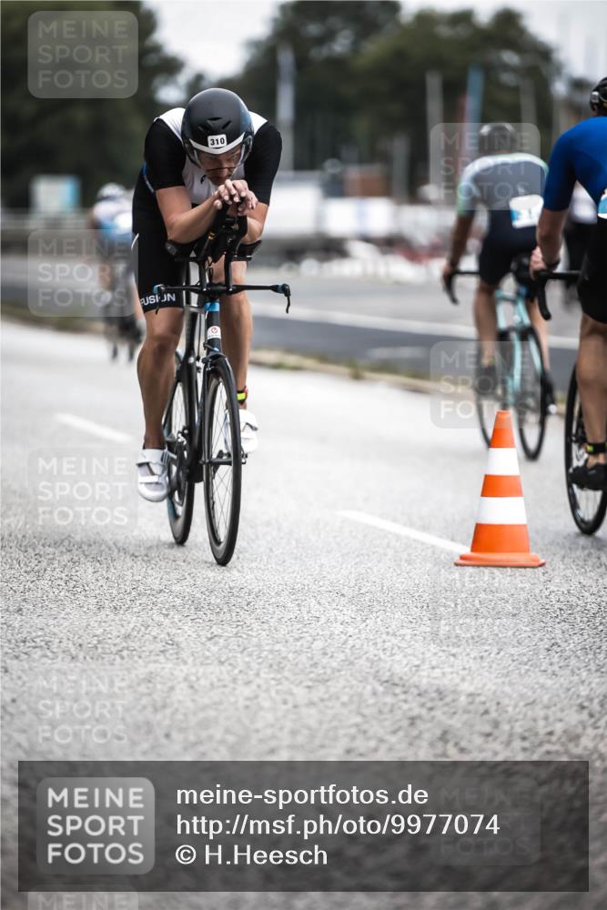 16.08.2026 - KN Förde Triathlon 2026 H.Heesch http://msf.ph/oto/9977074 16.08.2026 11:21:07 Radfahren 310, 316, 392 meine-sportfotos.de