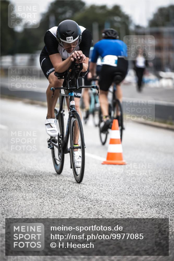 16.08.2026 - KN Förde Triathlon 2026 H.Heesch http://msf.ph/oto/9977085 16.08.2026 11:21:07 Radfahren 310, 316, 392 meine-sportfotos.de