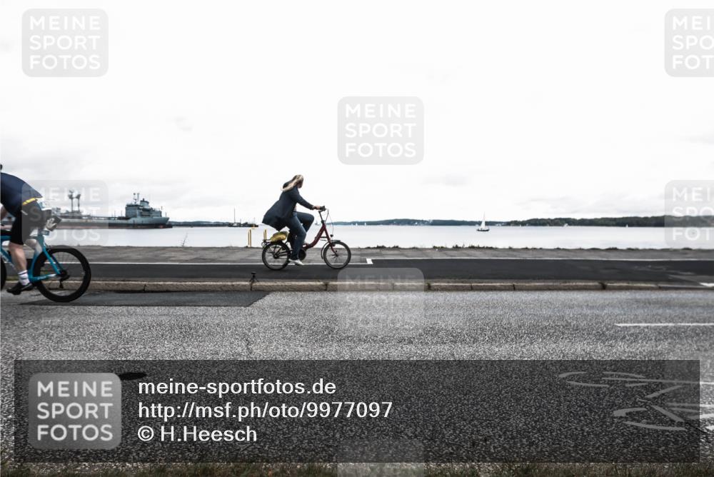 16.08.2026 - KN Förde Triathlon 2026 H.Heesch http://msf.ph/oto/9977097 16.08.2026 11:34:26 Radfahren 385, 398, 407 meine-sportfotos.de