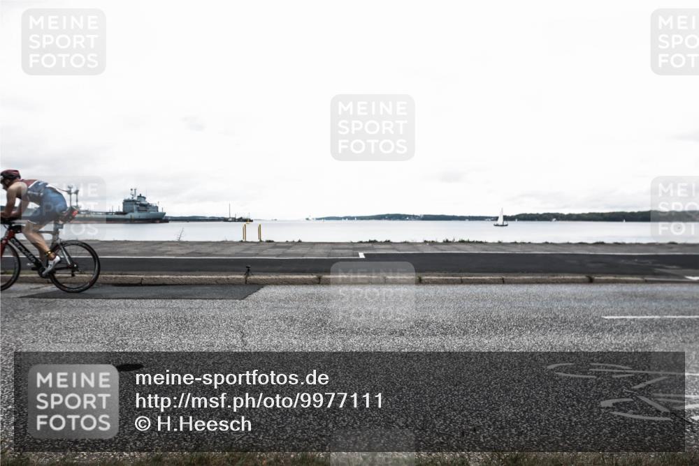 16.08.2026 - KN Förde Triathlon 2026 H.Heesch http://msf.ph/oto/9977111 16.08.2026 11:34:47 Radfahren 345, 358, 374, 394, 400, 410 meine-sportfotos.de