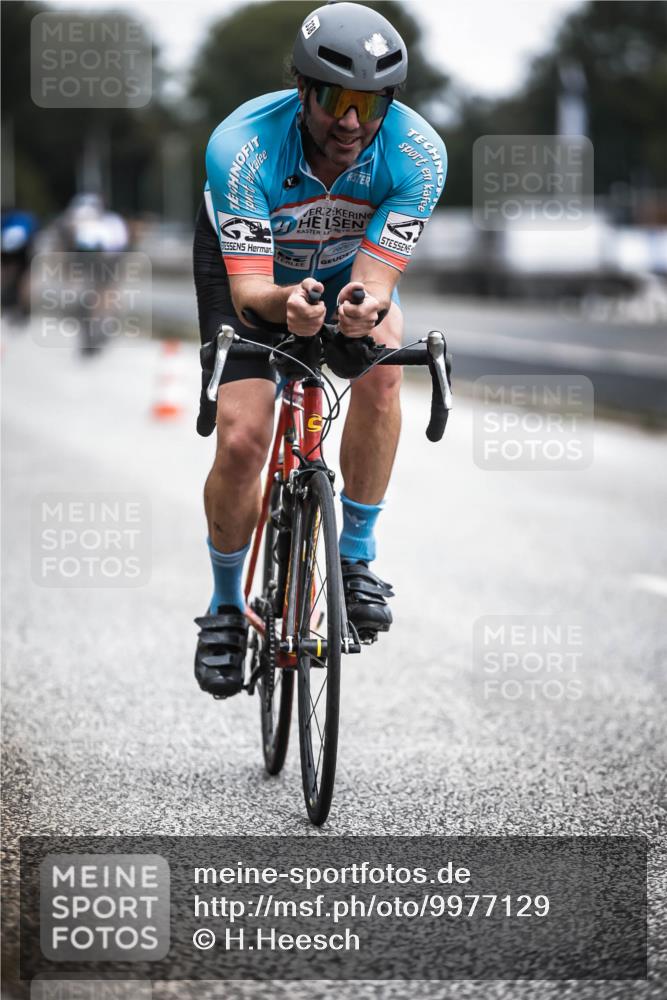 16.08.2026 - KN Förde Triathlon 2026 H.Heesch http://msf.ph/oto/9977129 16.08.2026 11:21:13 Radfahren 312, 320, 338 meine-sportfotos.de