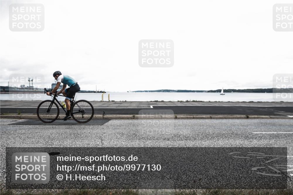 16.08.2026 - KN Förde Triathlon 2026 H.Heesch http://msf.ph/oto/9977130 16.08.2026 11:35:06 Radfahren 364, 401 meine-sportfotos.de
