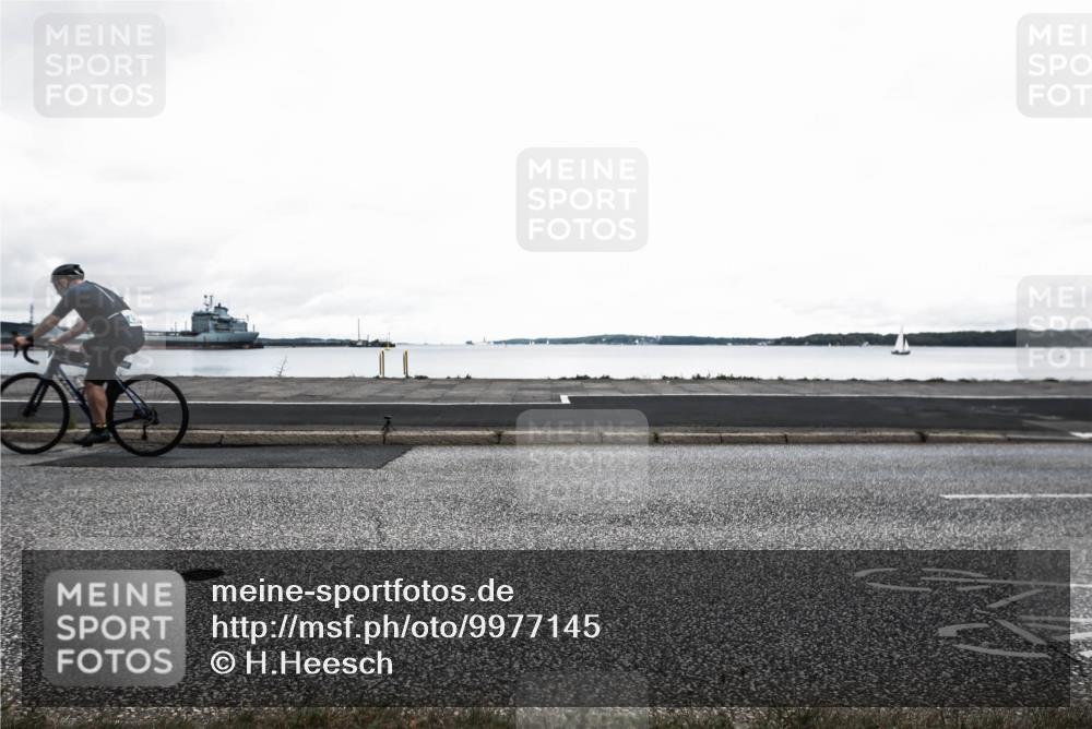 16.08.2026 - KN Förde Triathlon 2026 H.Heesch http://msf.ph/oto/9977145 16.08.2026 11:35:39 Radfahren 392, 412 meine-sportfotos.de