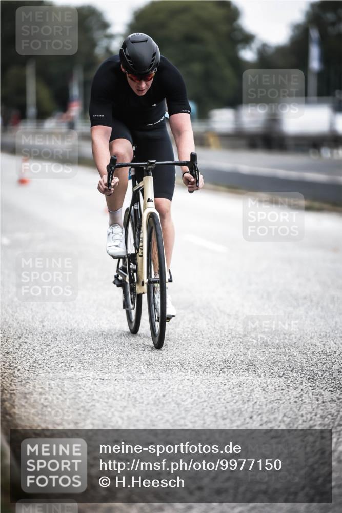 16.08.2026 - KN Förde Triathlon 2026 H.Heesch http://msf.ph/oto/9977150 16.08.2026 11:21:18 Radfahren 312, 320 meine-sportfotos.de