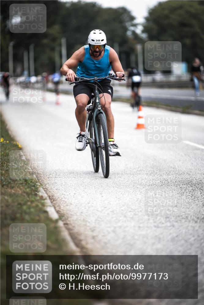 16.08.2026 - KN Förde Triathlon 2026 H.Heesch http://msf.ph/oto/9977173 16.08.2026 11:21:26 Radfahren 348, 394, 424 meine-sportfotos.de
