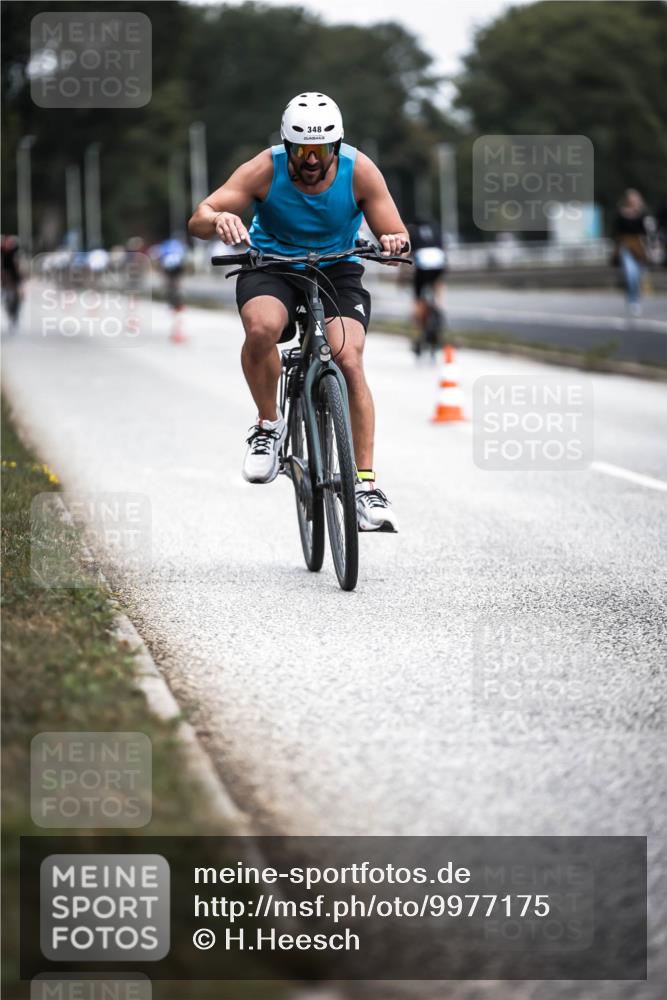 16.08.2026 - KN Förde Triathlon 2026 H.Heesch http://msf.ph/oto/9977175 16.08.2026 11:21:26 Radfahren 348, 394, 424 meine-sportfotos.de