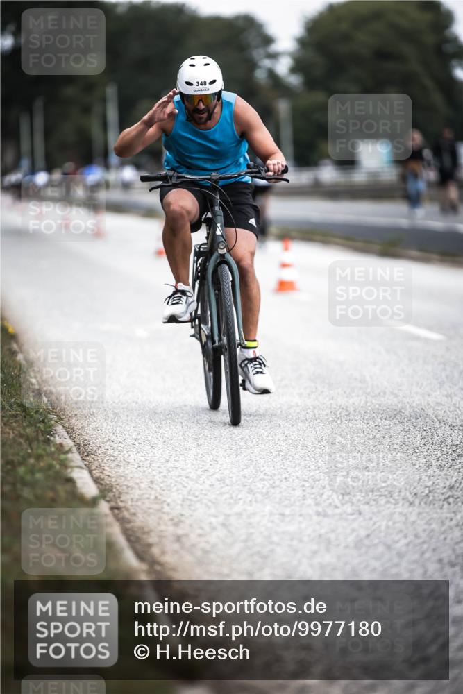 16.08.2026 - KN Förde Triathlon 2026 H.Heesch http://msf.ph/oto/9977180 16.08.2026 11:21:26 Radfahren 348, 394, 424 meine-sportfotos.de