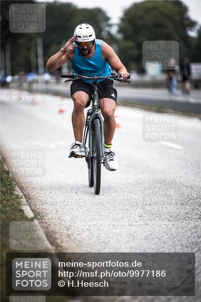 16.08.2026 - KN Förde Triathlon 2026 H.Heesch http://msf.ph/oto/9977186 16.08.2026 11:21:26 Radfahren 348, 394, 424 meine-sportfotos.de