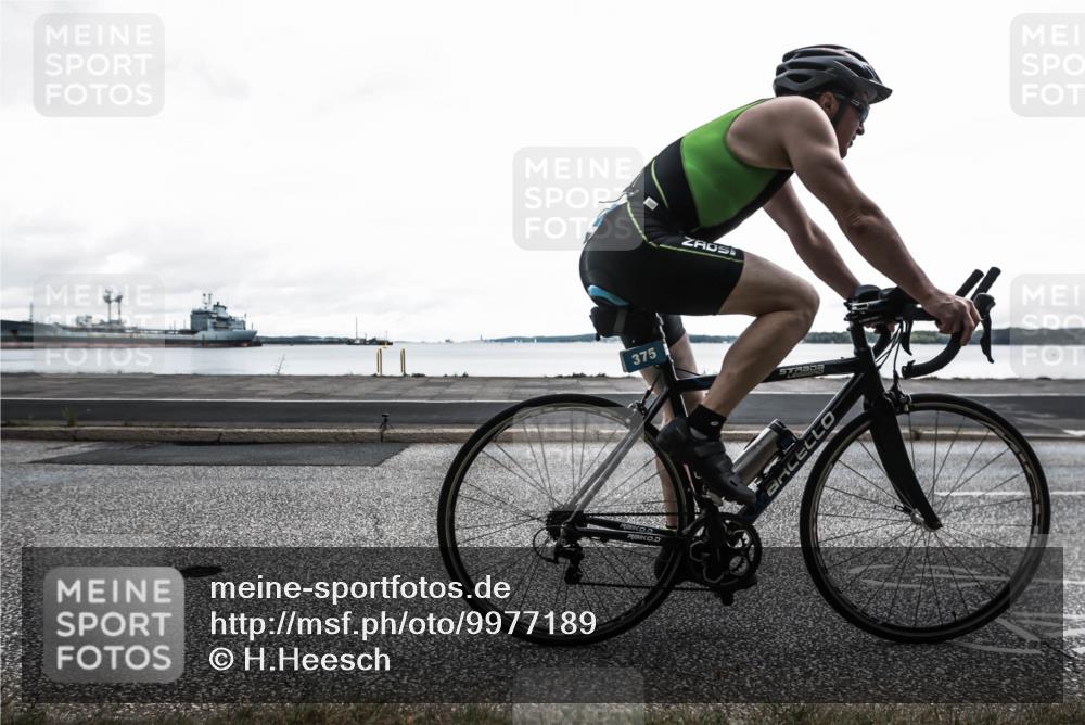 16.08.2026 - KN Förde Triathlon 2026 H.Heesch http://msf.ph/oto/9977189 16.08.2026 11:36:59 Radfahren 375, 398, 407, 422 meine-sportfotos.de