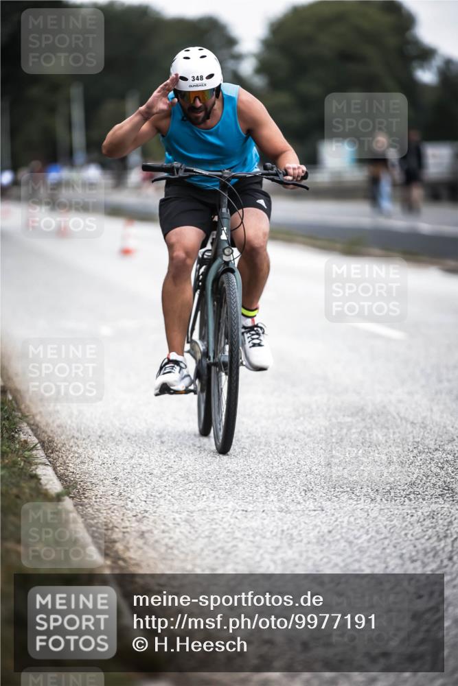 16.08.2026 - KN Förde Triathlon 2026 H.Heesch http://msf.ph/oto/9977191 16.08.2026 11:21:26 Radfahren 348, 394, 424 meine-sportfotos.de