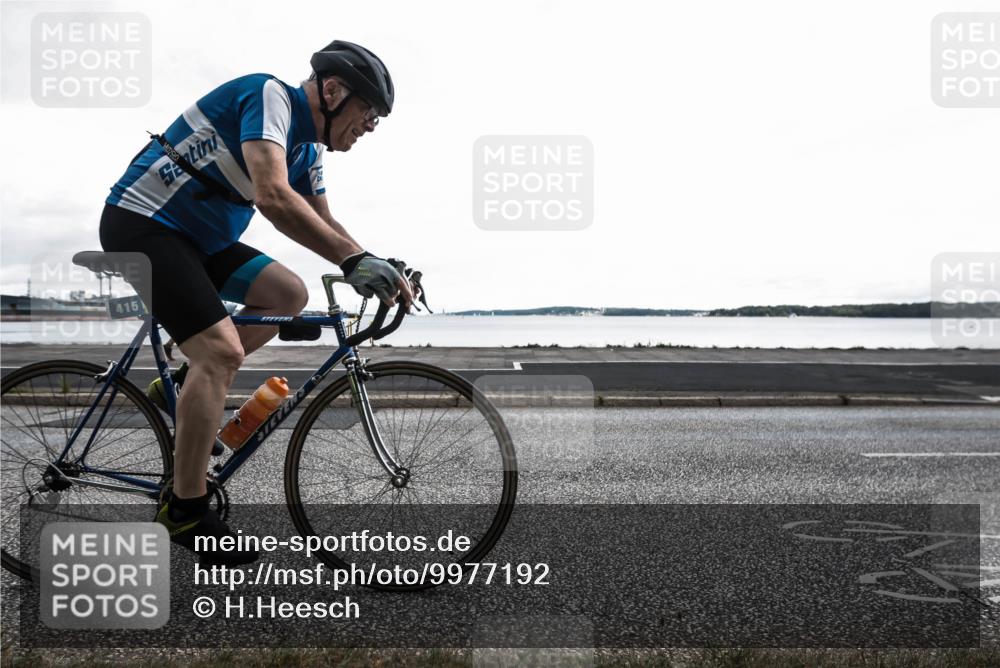 16.08.2026 - KN Förde Triathlon 2026 H.Heesch http://msf.ph/oto/9977192 16.08.2026 11:37:06 Radfahren 370, 398, 404, 407, 415 meine-sportfotos.de