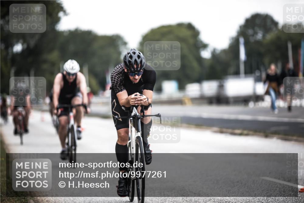 16.08.2026 - KN Förde Triathlon 2026 H.Heesch http://msf.ph/oto/9977261 16.08.2026 11:21:42 Radfahren 323, 342, 347, 365, 377, 426 meine-sportfotos.de