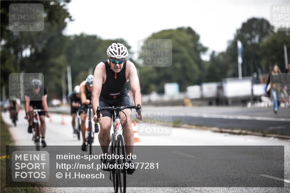 16.08.2026 - KN Förde Triathlon 2026 H.Heesch http://msf.ph/oto/9977281 16.08.2026 11:21:43 Radfahren 323, 342, 347, 365, 377, 426 meine-sportfotos.de